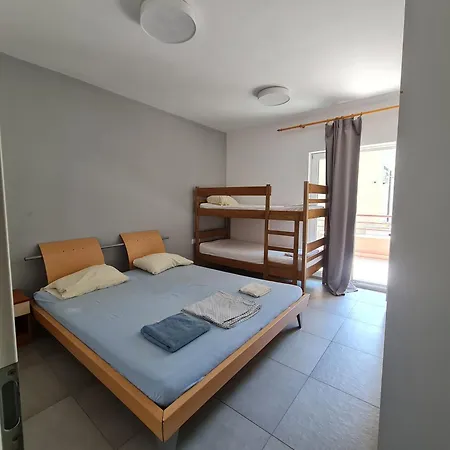 Hostel Subtub