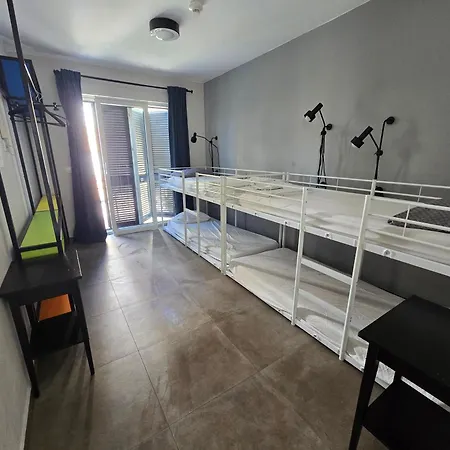 Hostel Subtub Makarska