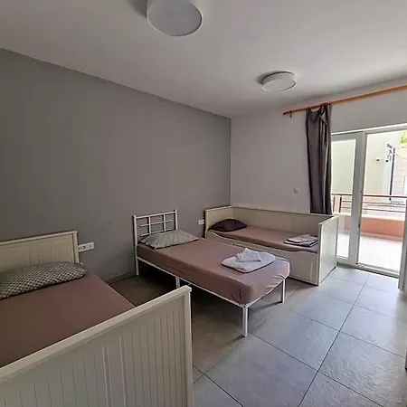 Subtub Hostel