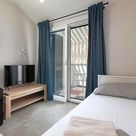 Subtub Hostel