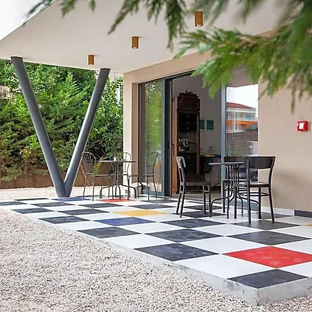 Subtub Hostel