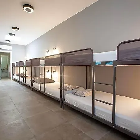 Hostel Subtub Makarska