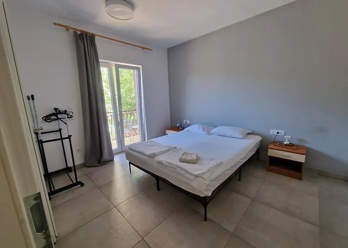 Subtub Хостел *