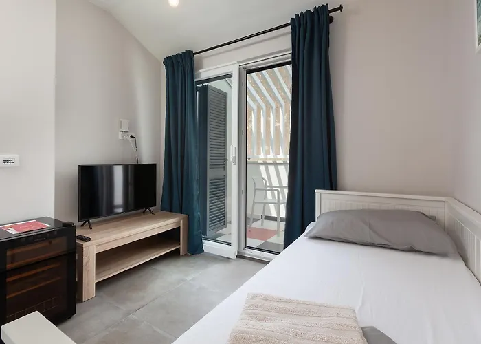 Subtub * Макарска