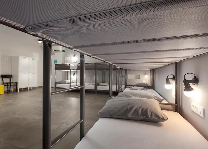 Subtub Макарска