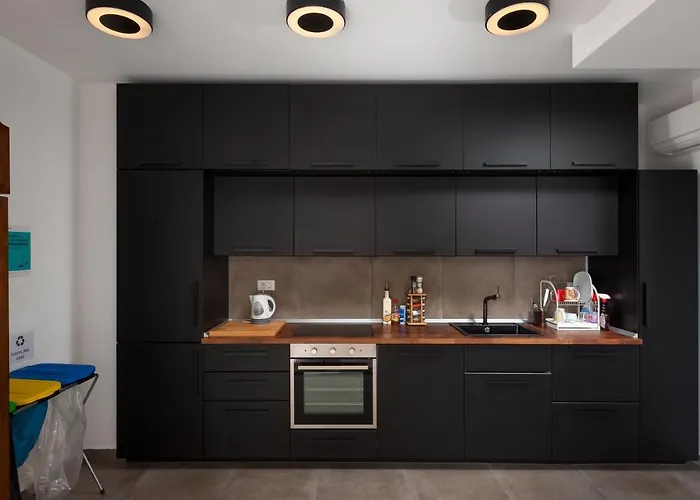 Subtub Макарска